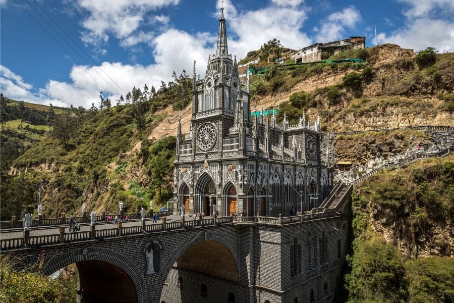 Descubriendo los Templos Religiosos de Ipiales