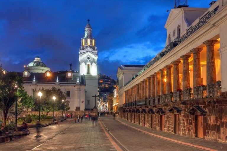Lee más sobre el artículo 12 Atractivos Turísticos de Ecuador que debes visitar